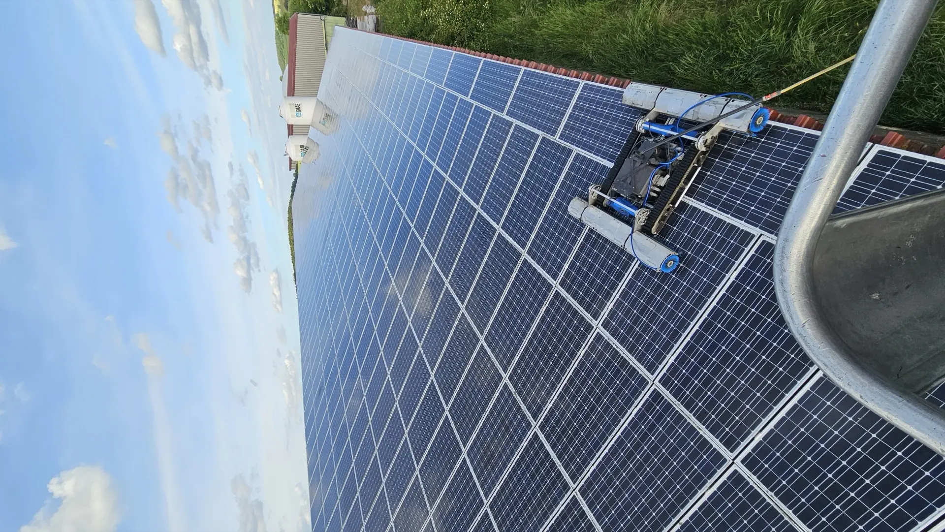 Referenz 1 – Cleansolar PV-Reinigung